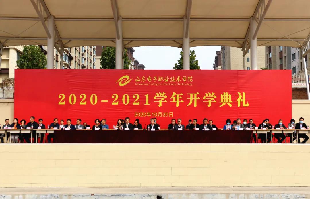 一年级新生独特宝藏，小巷深处的探索之旅